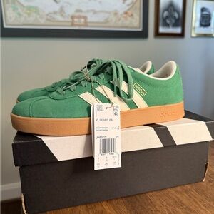 Adidas VL Court 2.0 Green and Cream Sneakers with Gum Sole